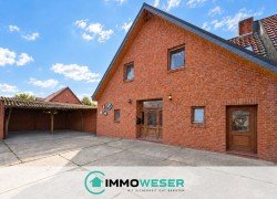 Hauptbild Wohnen, vermieten, weiterentwickeln - großzügiges Zweifamilienhaus in Riede